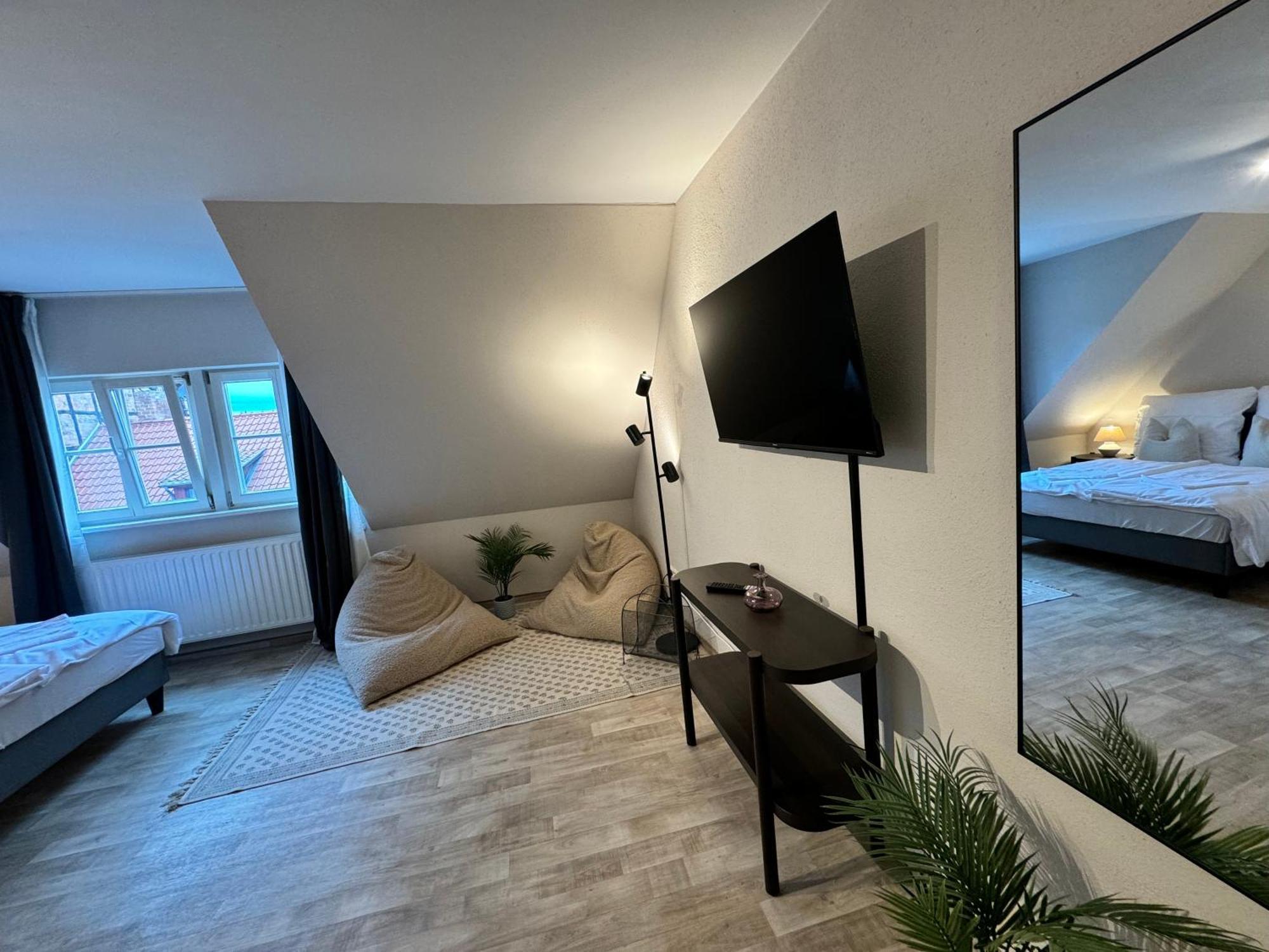 Gina Stay - Apartmenthaus Im Zentrum Von Quedlinburg Bagian luar foto