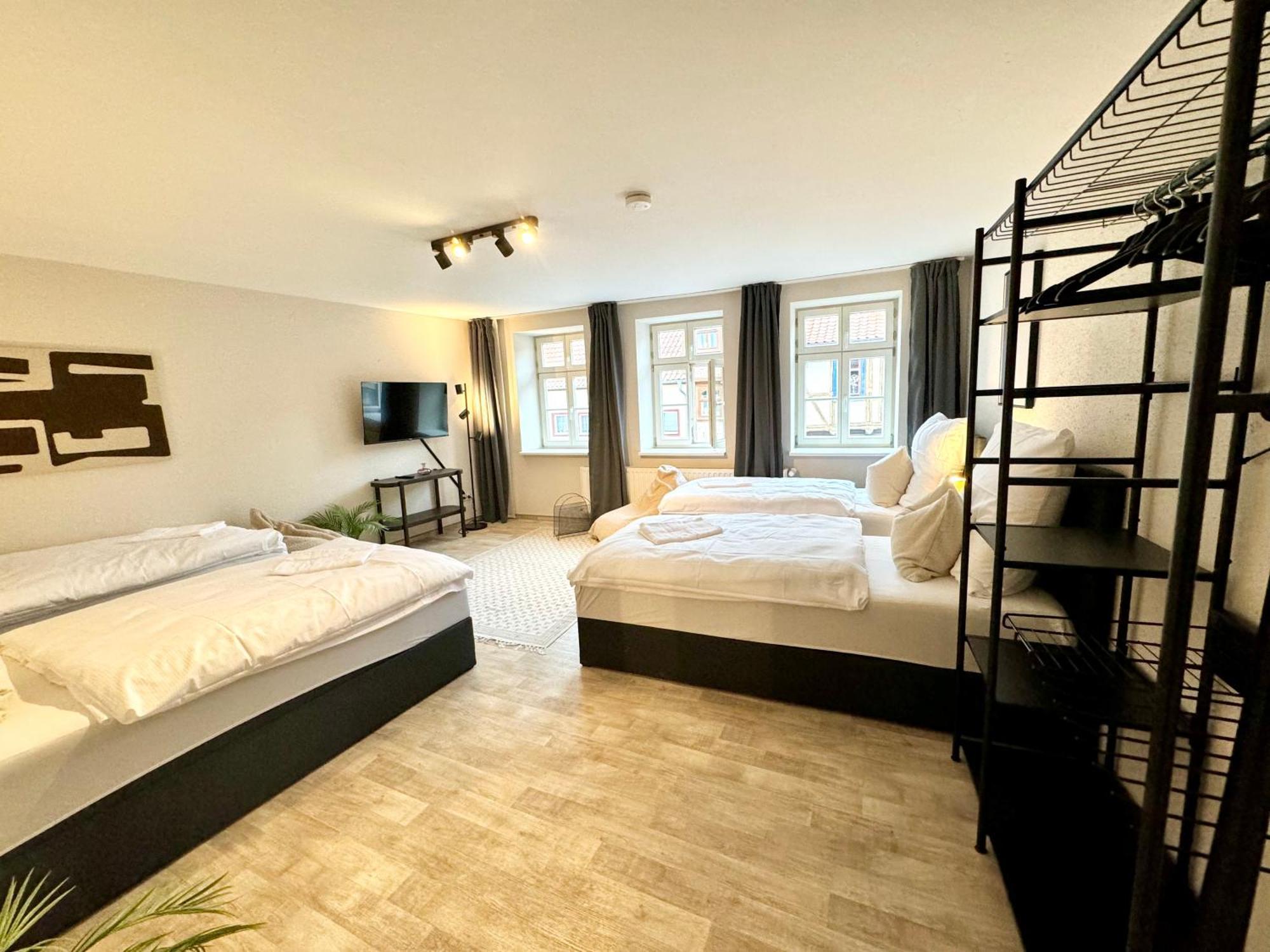Gina Stay - Apartmenthaus Im Zentrum Von Quedlinburg Bagian luar foto