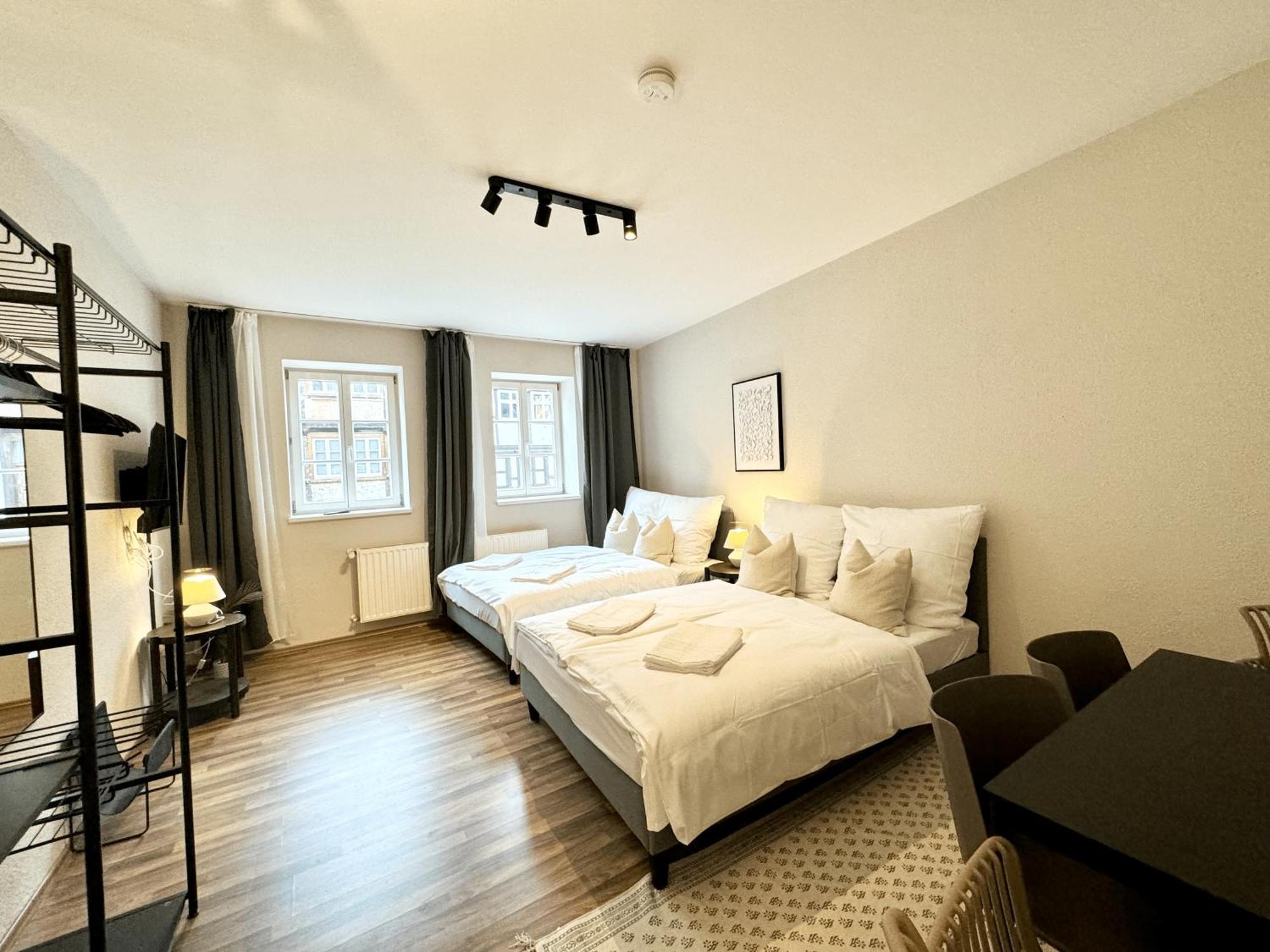 Gina Stay - Apartmenthaus Im Zentrum Von Quedlinburg Bagian luar foto